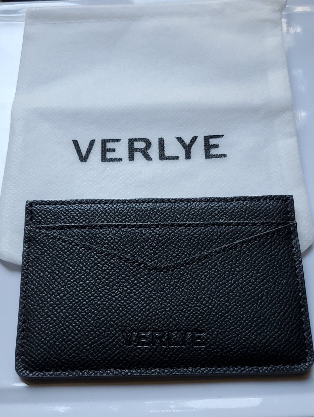 NWT VERLYE Black Textured Slim Card Holder - Model Q0306